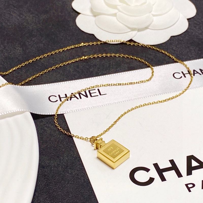 Ch**el necklaces
